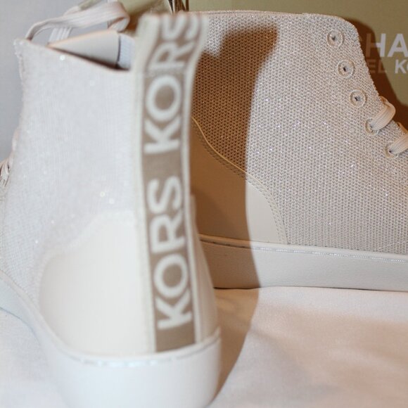 NIB MICHAEL KORS WOMEN'S CREAM GOLD HIGH TOP SNEAKERS SZ 8 - Picture 3 of 7